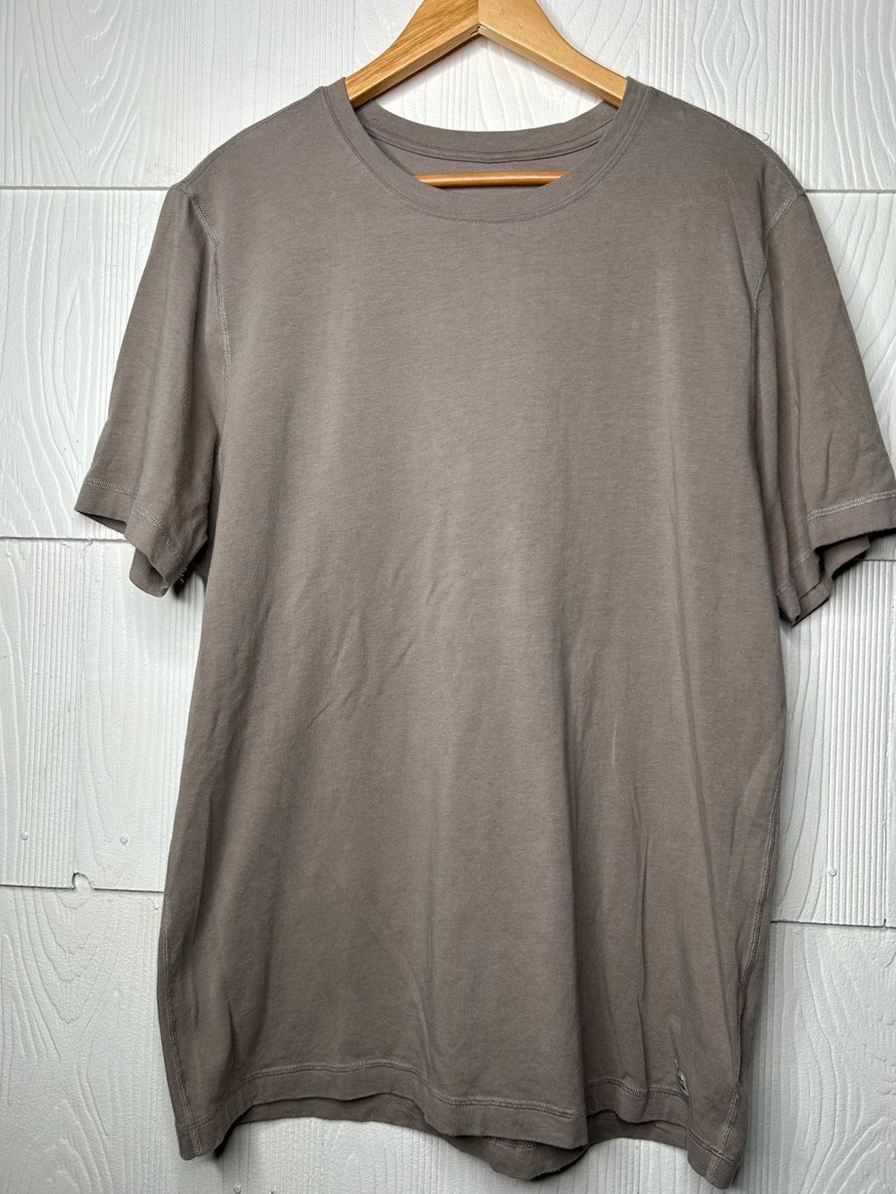 Vuori Short Sleeve Crew Tee - Taupe